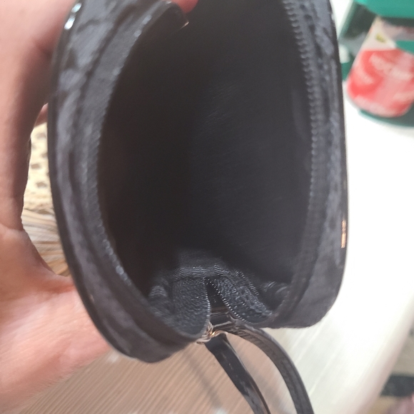 Coach wristlet - Picture 3 of 4